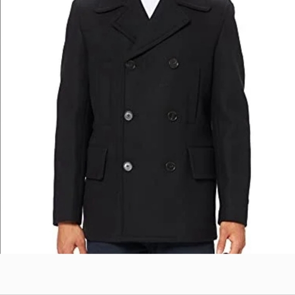 Lacoste winter coat - Picture 8 of 10